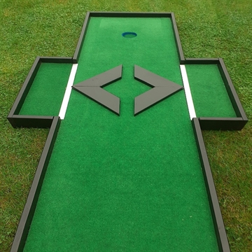 15 huls minigolfanlæg 